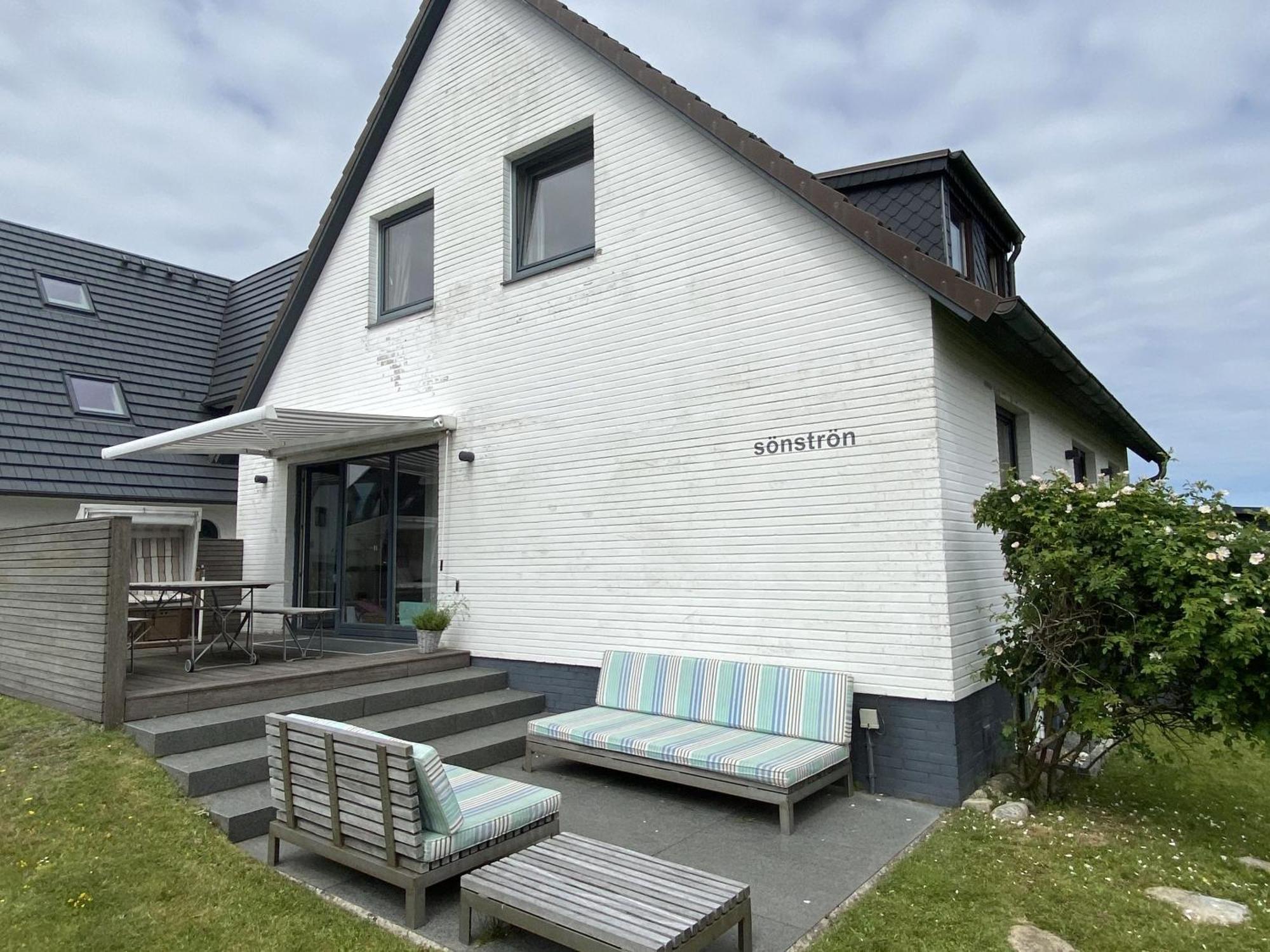 Apartment Haus Soenstroen 